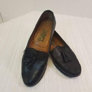 EUC. Salvatore Ferragamo Black Tassel Slip On 10 D